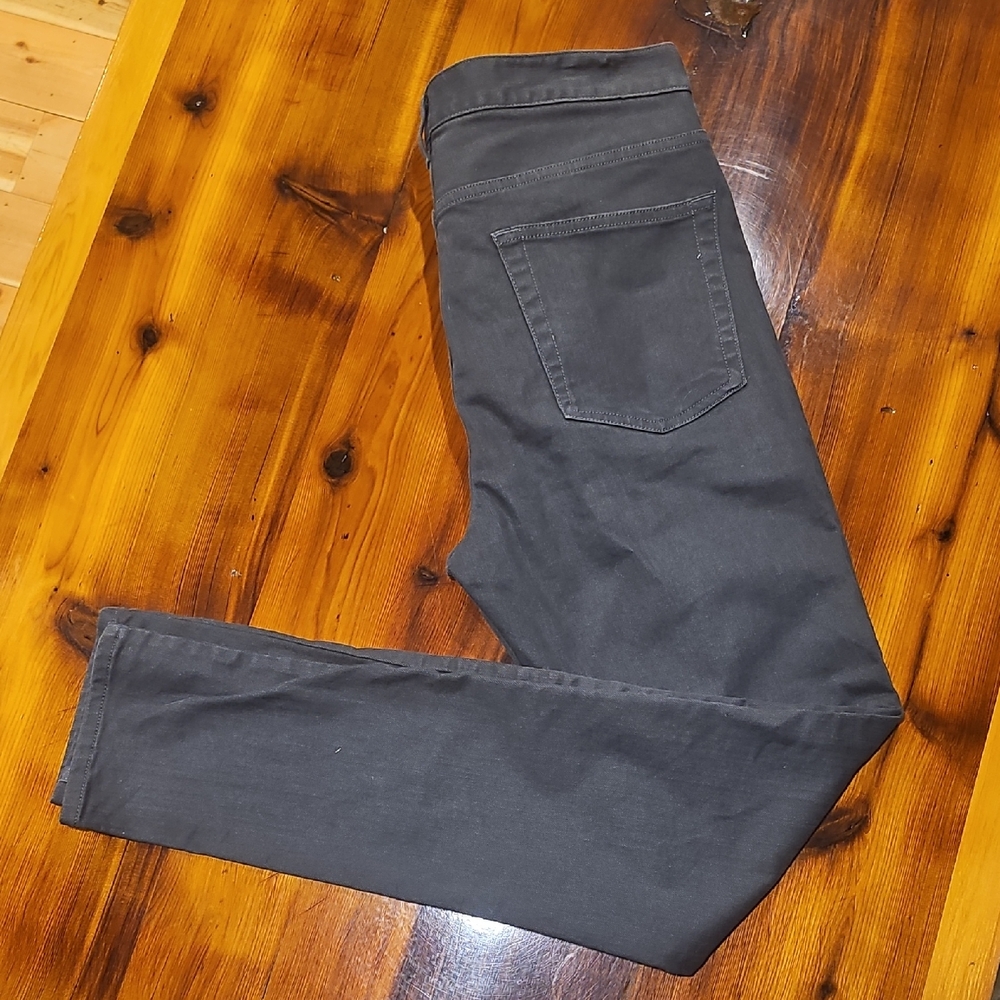 Chic Dark Gray Jeans
